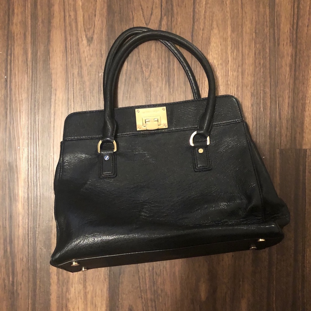Timeless Michael Kors shoulder bag